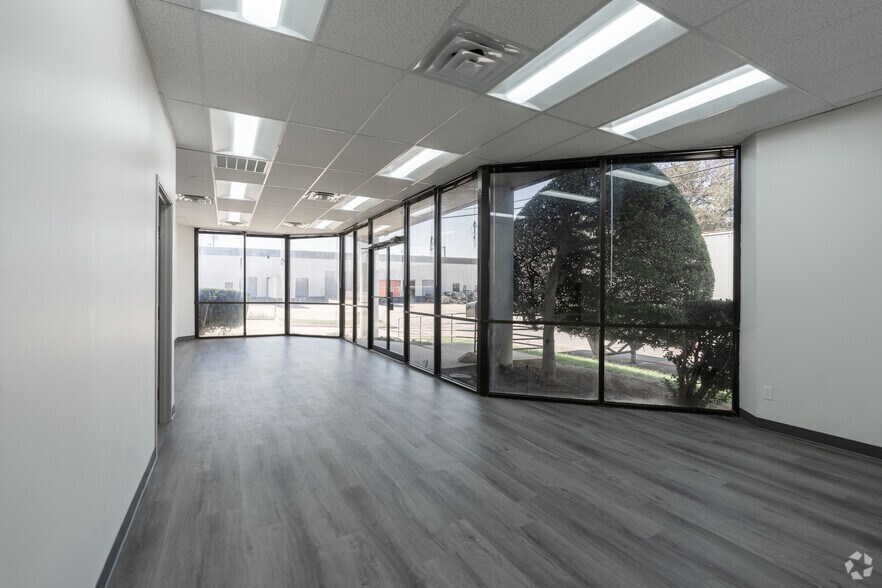 More Photos Of 756 Port America Pl, Grapevine Unknown For Lease