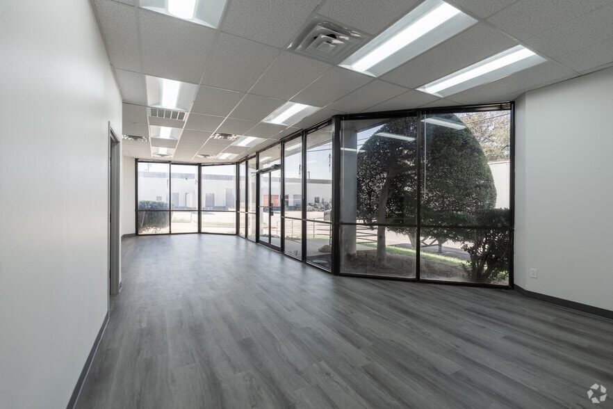 More Photos Of 756 Port America Pl, Grapevine Unknown For Lease