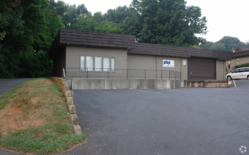 Primary Photo Of 4605 Charlotte Hwy, Clover Office For Sale