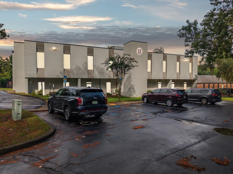 More Photos Of 325 John Knox Rd, Tallahassee Office For Sale