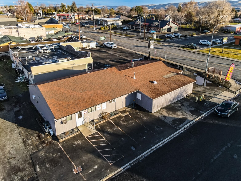 More Photos Of 4813 Tieton Dr, Yakima Storefront Retail Office For Sale