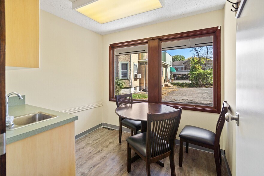 More Photos Of 198 North Ave E, Cranford Medical For Sale