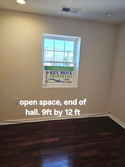 More Photos Of 27 S Royal Ave, Front Royal Medical For Lease
