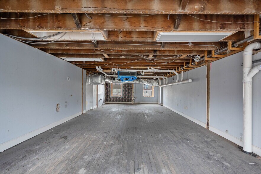 More Photos Of 707 Georgia Ave, Chattanooga Flex For Sale