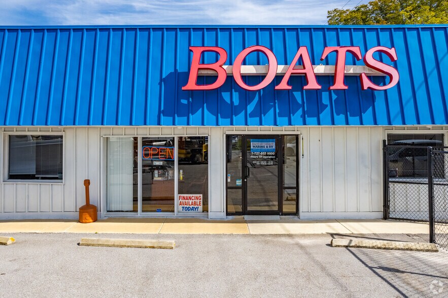 More Photos Of 37517 U.S. Highway 19 N, Palm Harbor Freestanding For Sale