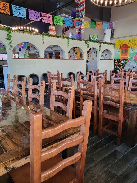 More Photos Of 2107 Fulton Ave, Sacramento Restaurant For Sale