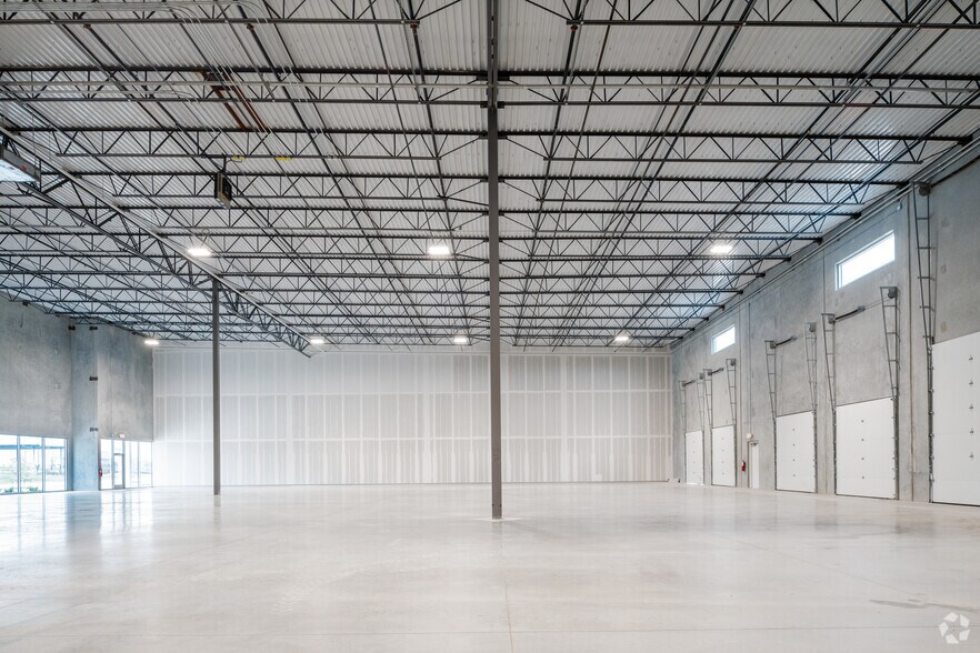 More Photos Of 19121 Marketplace Ave, Kyle Unknown For Lease