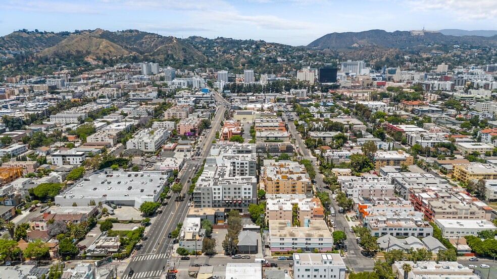 More Photos Of 7065 Lexington Ave, West Hollywood Loft Creative Space For Sale