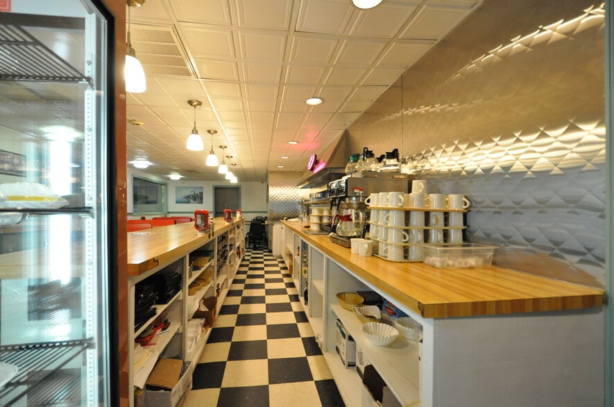 More Photos Of 11740 William Penn Hwy, Huntingdon General Retail For Sale