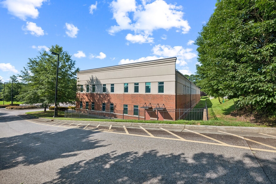 More Photos Of 204 Capcom Ave, Wake Forest Light Manufacturing For Sale