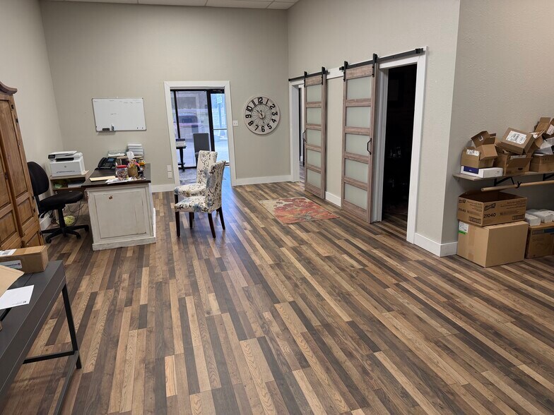 More Photos Of 15602 Northwest Blvd, Robstown Unknown For Lease