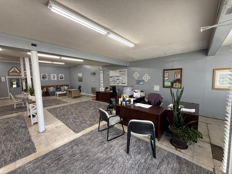 More Photos Of 109 E Main St, Andrews Specialty For Sale