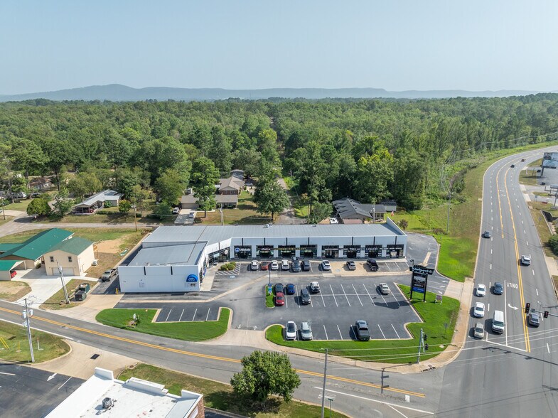 More Photos Of 1803 Airport Rd, Hot Springs General Retail For Lease
