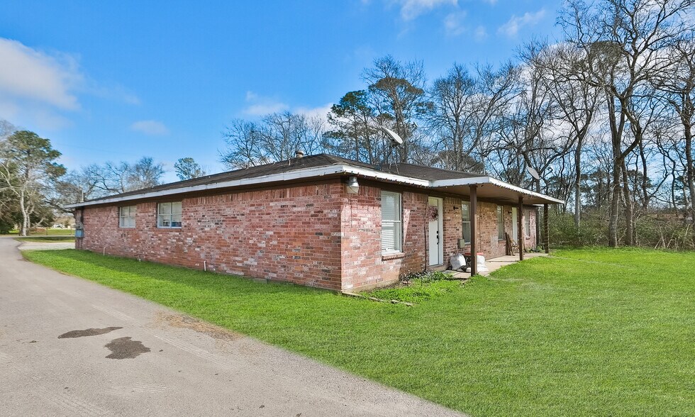 More Photos Of 14405-14411 Pine St, Santa Fe Apartments For Sale