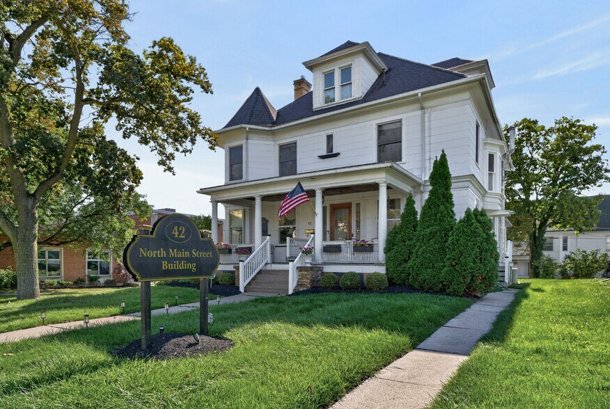More Photos Of 42 Main Street, Canandaigua Office For Sale