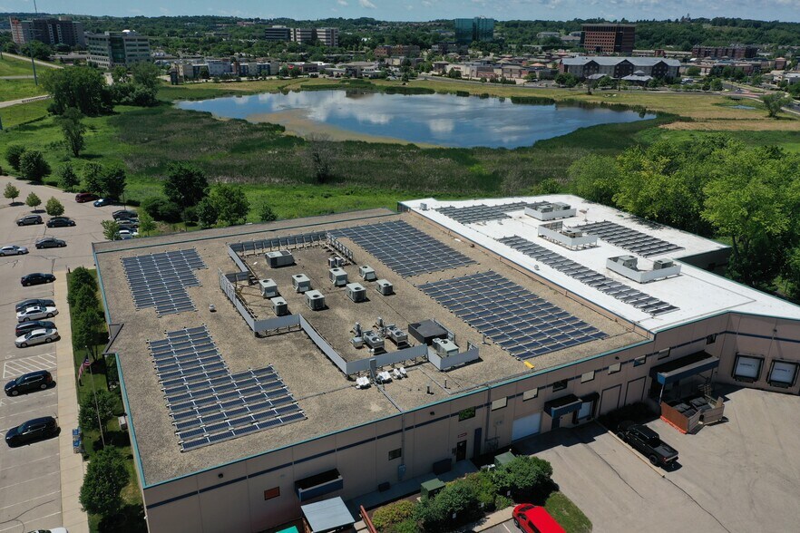 More Photos Of 8001 Terrace Ave, Middleton Research And Development For Lease