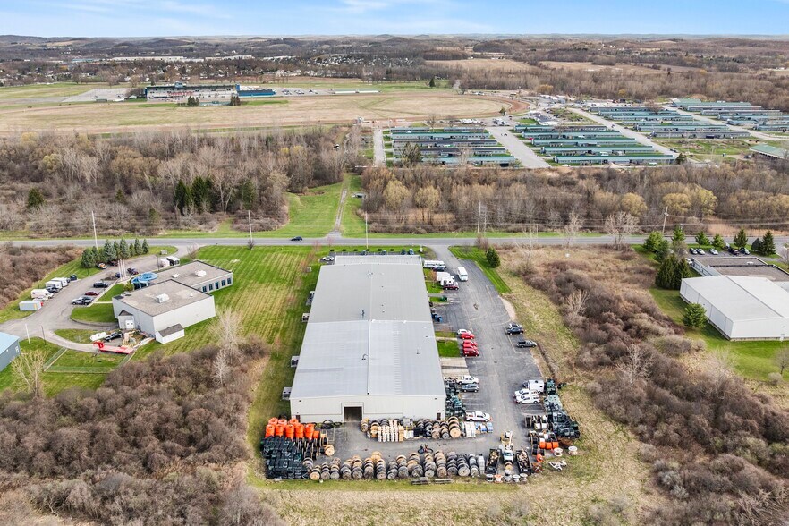 More Photos Of 5829 County Rd 41, Farmington Manufacturing For Lease