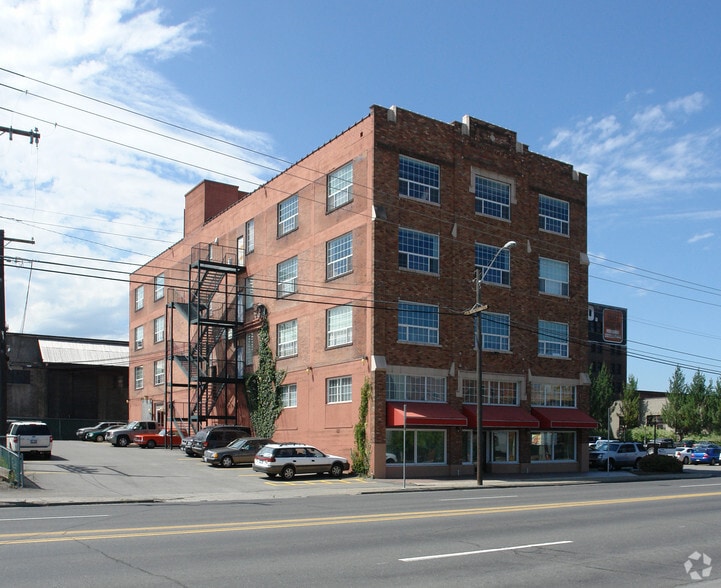 Primary Photo Of 202 E Spokane Falls Blvd, Spokane Office For Lease