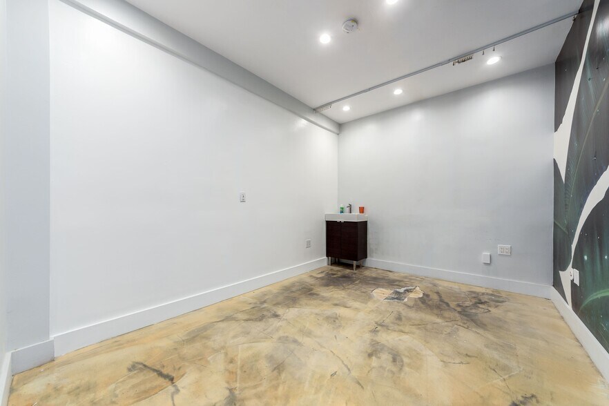 More Photos Of 2172 Flatbush Ave, Brooklyn Storefront Retail Office For Sale