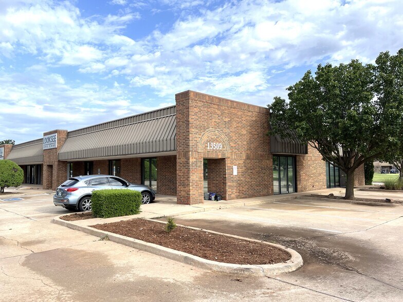 More Photos Of 13509 N Meridian Ave, Oklahoma City Medical For Sale