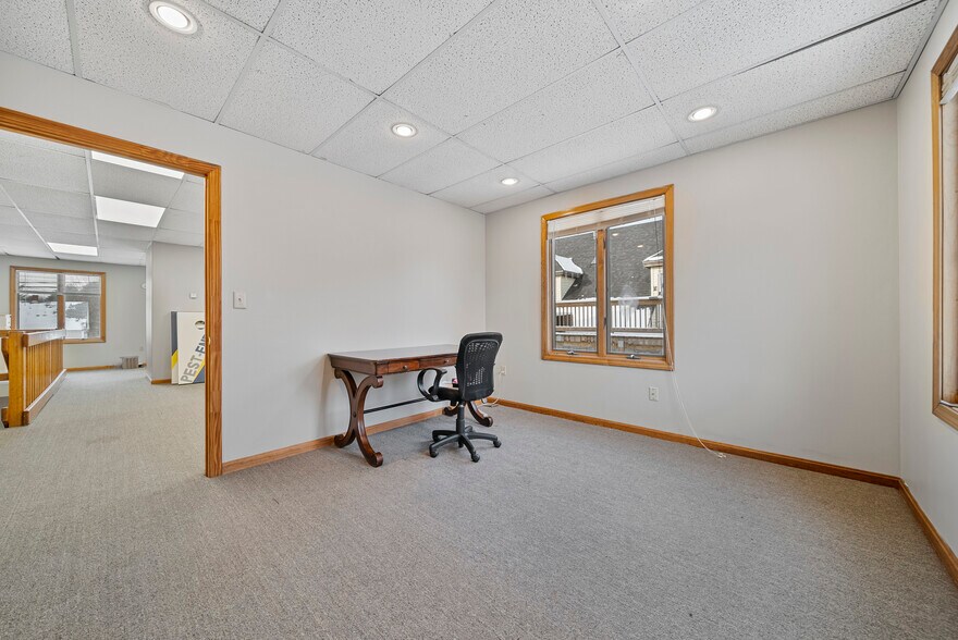More Photos Of 91 Plaistow Rd, Plaistow Office For Sale
