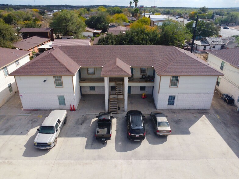 More Photos Of 5007 US Highway 83, Rio Grande City Apartments For Sale