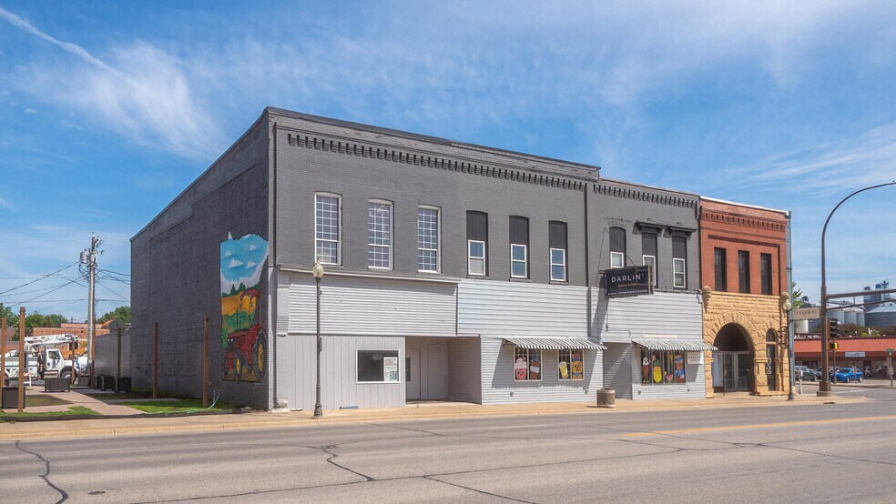 More Photos Of 118 Main St N, Stewartville Freestanding For Sale