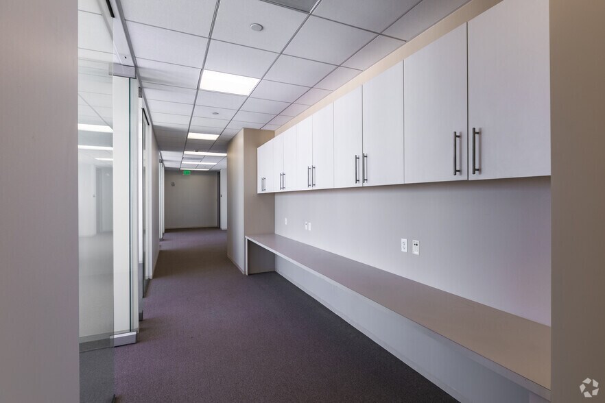 Photo of 20th Floor Ste 2000