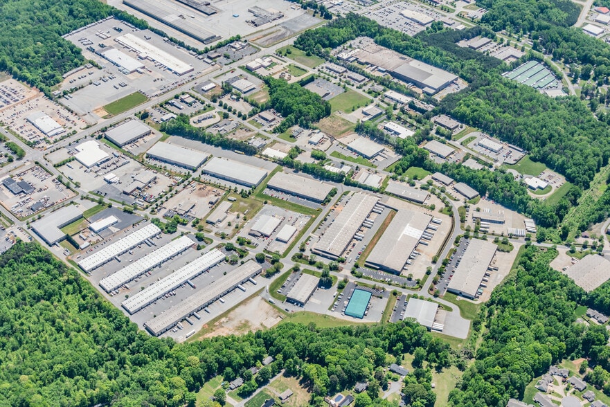 More Photos Of 1175 South Park Dr, Kernersville Warehouse For Lease