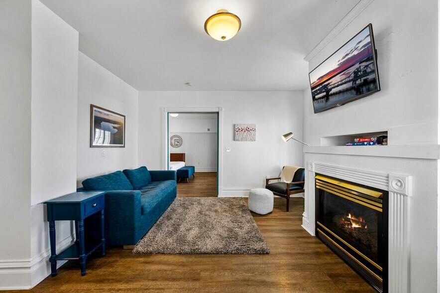 More Photos Of 219 Kentucky St, Sturgeon Bay Specialty For Sale