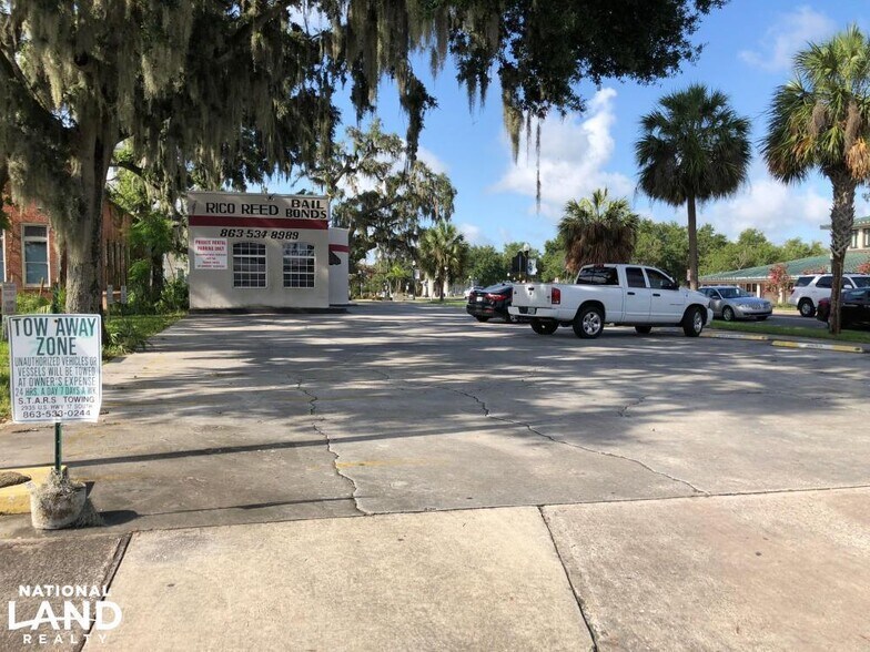 More Photos Of 240 N Broadway Ave, Bartow Office For Lease