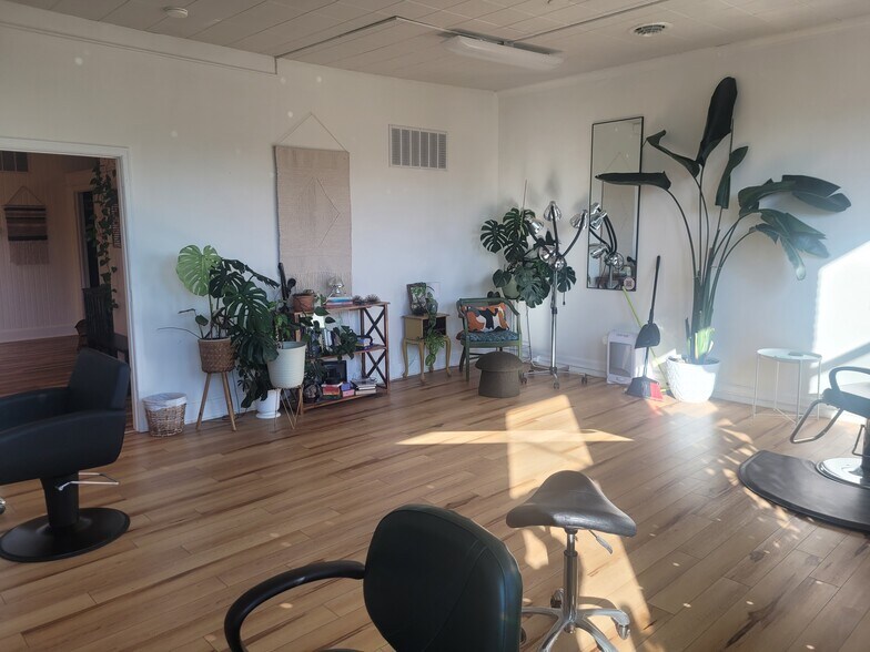 More Photos Of 61-65 E Main St, Westminster Office For Lease