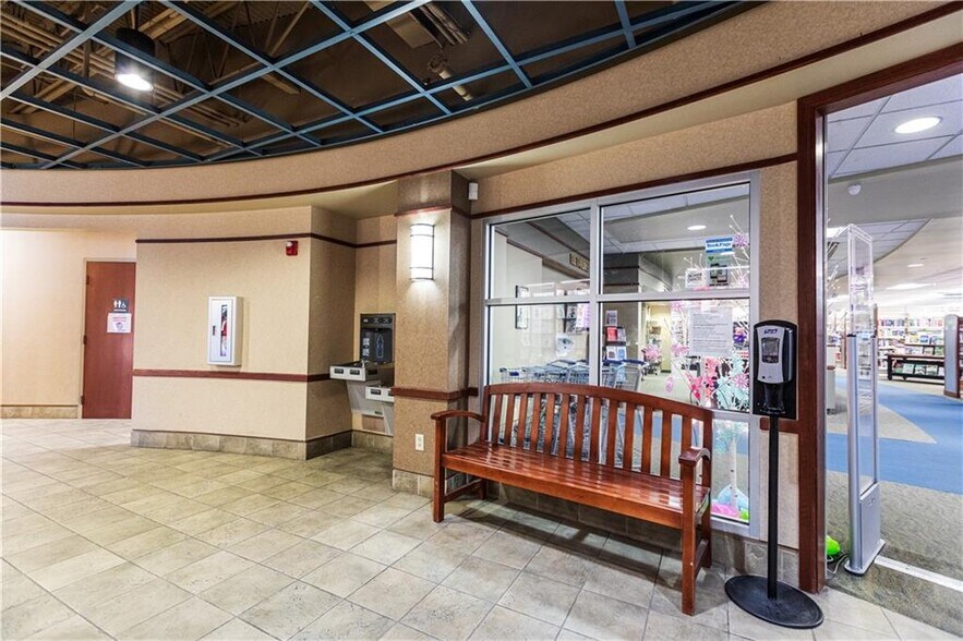 More Photos Of 1900 Belt hwy, Saint Joseph Department Store For Sale