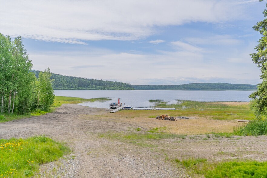 More Photos Of Quartz Lake, Delta Junction Lodge Meeting Hall For Sale