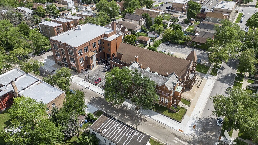 More Photos Of 700 E 91st St, Chicago Religious Facility For Sale