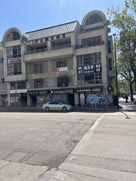 More Photos Of 411-445 8th St, Oakland Medical For Sale