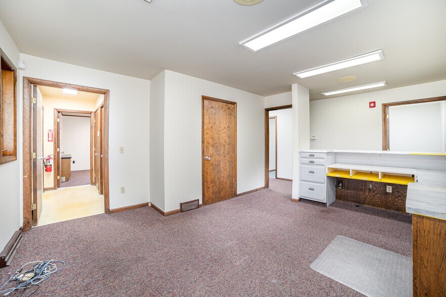 More Photos Of 3150 Hallmark Ct, Saginaw Medical For Sale