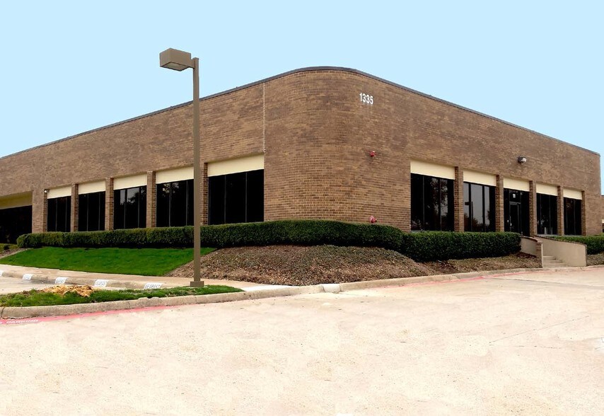 More Photos Of 1335 Valwood Pky, Carrollton Medical For Lease