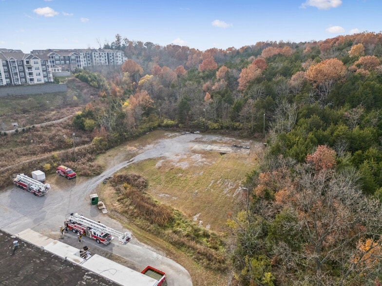 More Photos Of 3502 Dickerson Pike, Nashville Flex For Sale