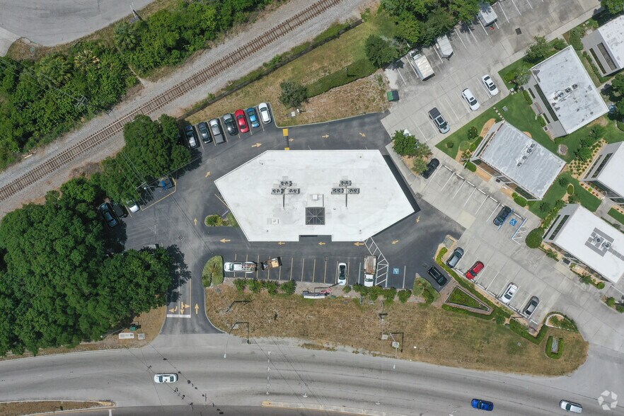 More Photos Of 3750 Gunn Hwy, Tampa Office For Lease