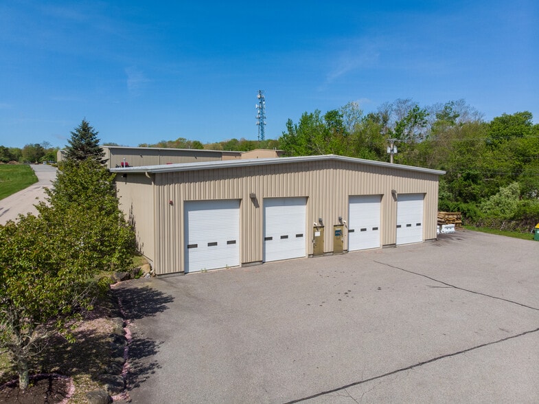 More Photos Of 376 Dry Bridge Rd, North Kingstown Warehouse For Sale