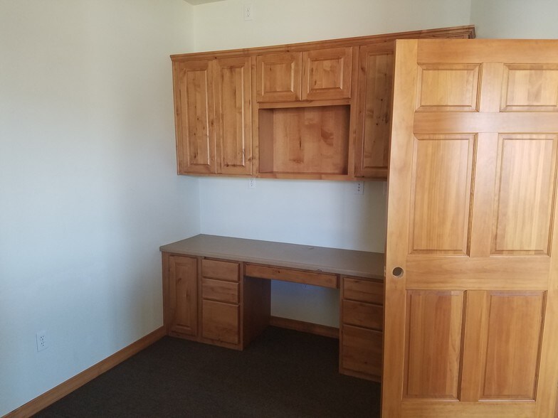 More Photos Of 2140 Hollow Brook Dr, Colorado Springs Medical For Lease