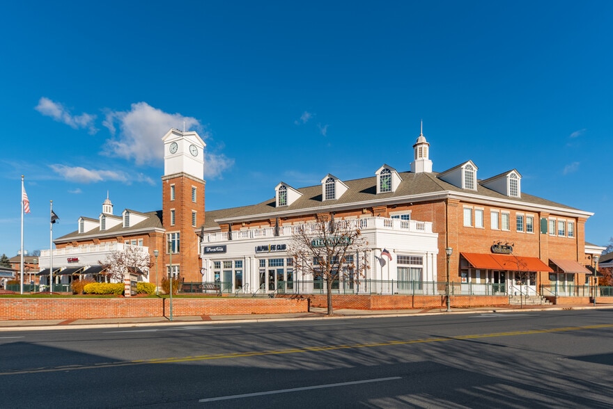 More Photos Of 1100-8100 Town Center Way, Livingston Storefront Retail Office For Lease