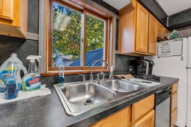 More Photos Of 112 Vine St, Wellington Storefront Retail Residential For Sale