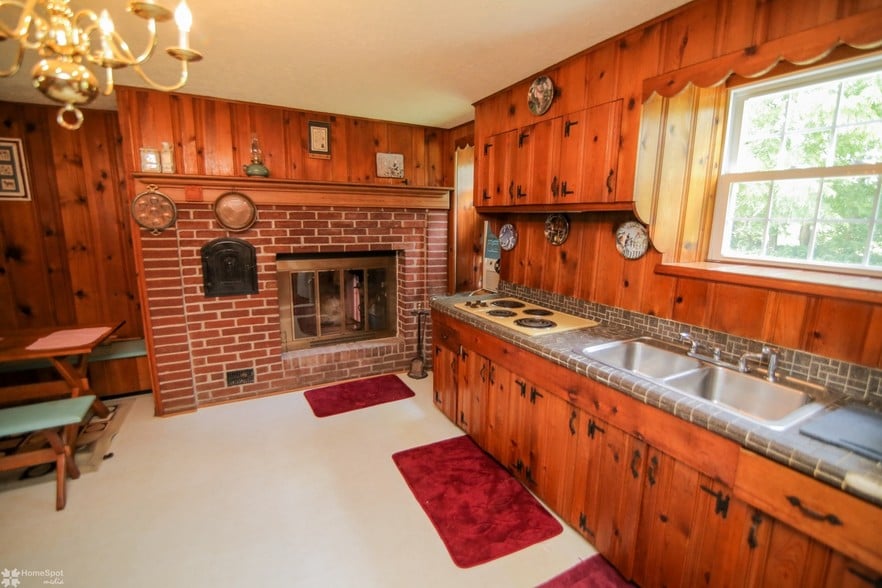 More Photos Of 3305 Municipal Dr, Whitehall Apartments For Sale