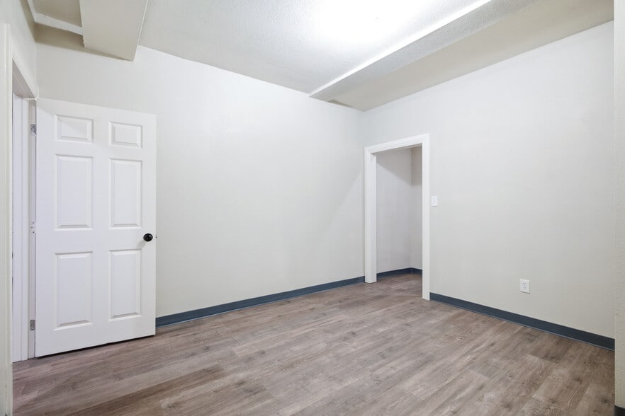 More Photos Of 247 E Highland Ave, San Bernardino Office Residential For Sale