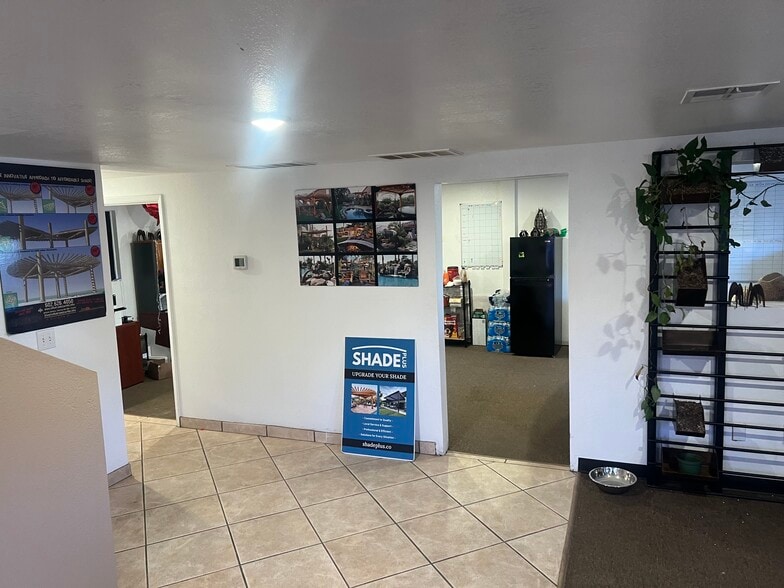 More Photos Of 1545 E Yucca St, Phoenix Warehouse For Lease