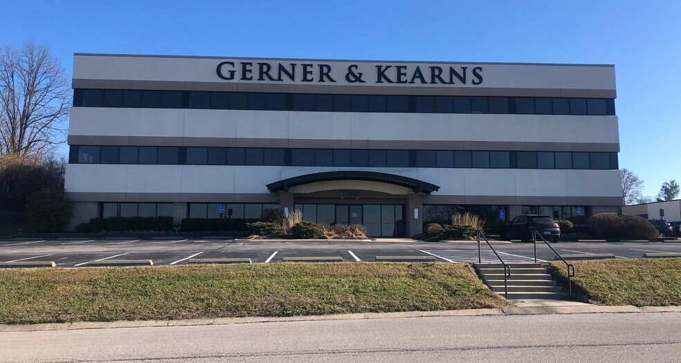 More Photos Of 7900 Tanners Gate Ln, Florence Office For Lease