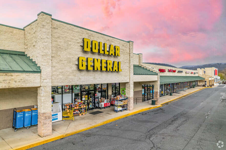 Primary Photo Of 11105 Buchanan Trl E, Waynesboro General Retail For Lease