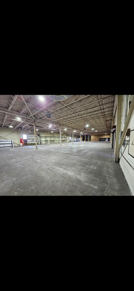 More Photos Of 31 Machias Bay Dr, Cutler Distribution For Lease